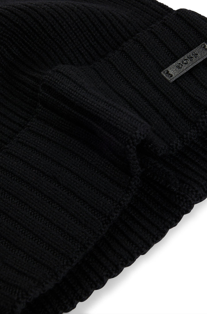 BOSS FATI BEANIE - BLACK