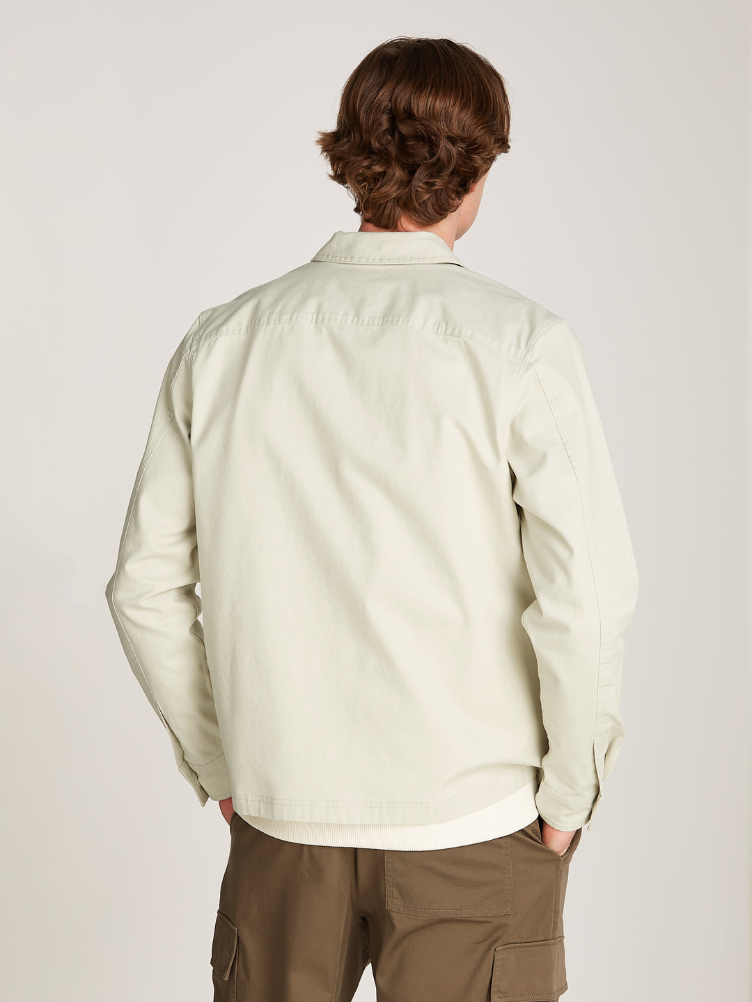 CKJ RELAXED UTILITY OVERSHIRT - PELICAN