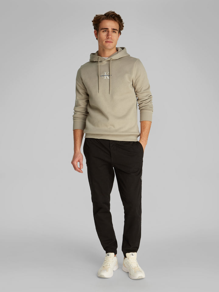 CKJ MONOLOGO HOODIE - ALUMINUM