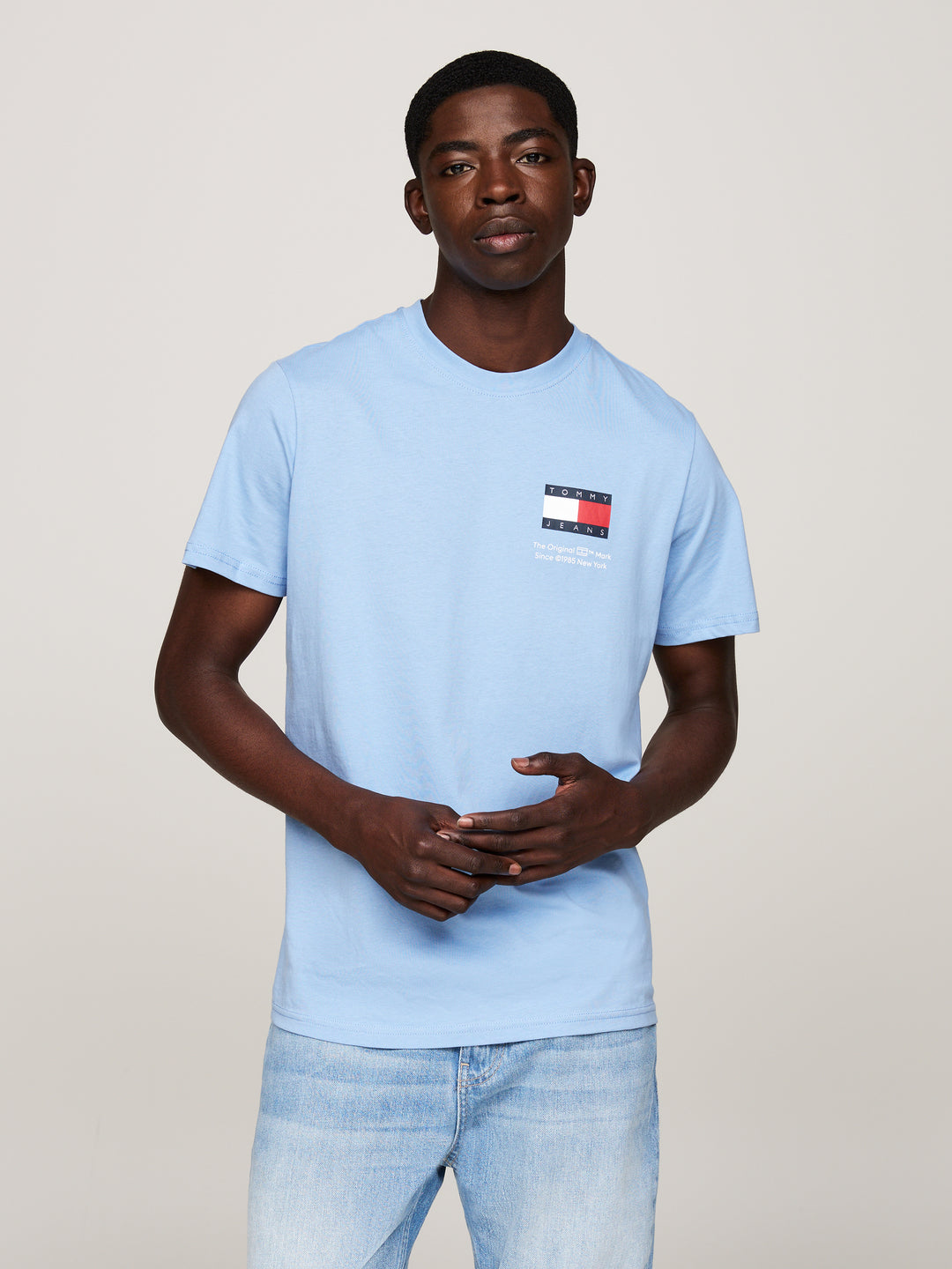 TJM SLIM ESSENTIAL FLAG TEE - WESTSIDE BLUE