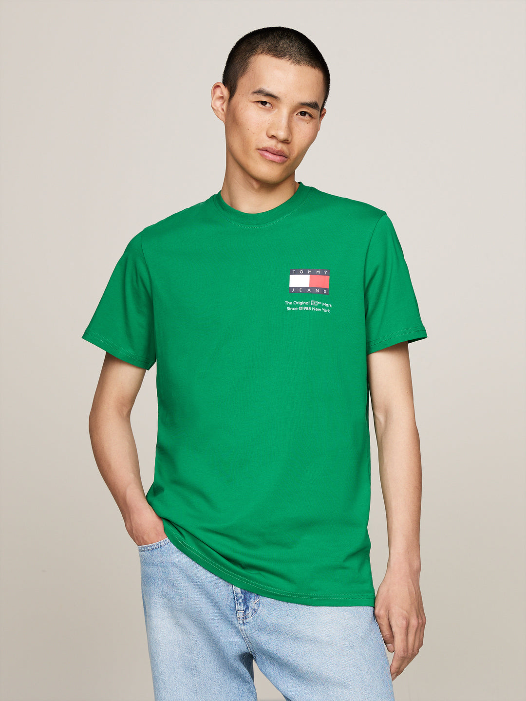 TJM SLIM ESSENTIAL FLAG TEE - GREEN